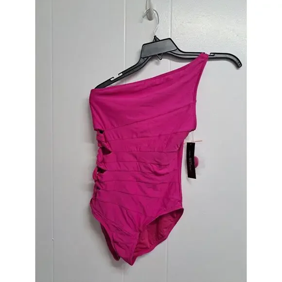 NWTCarmen Marc Valvo One-Shoulder Side-Cutout One-Piece Swimsuit Women's Size 10
